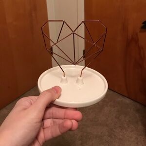 IMM Living Inc Heart ❤️ Ceramic Jewelry Holder ❤️